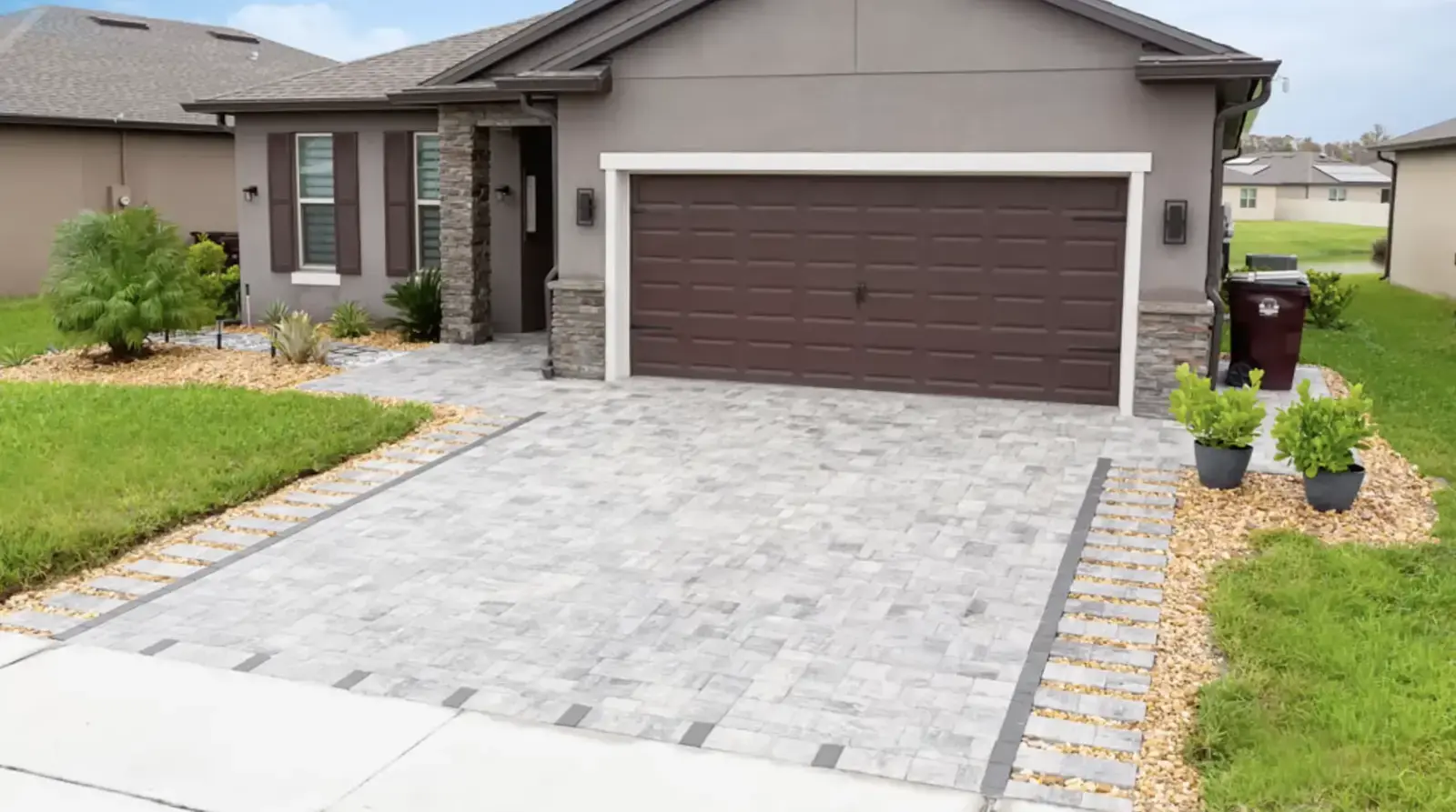 Paver driveway installation in Orlando