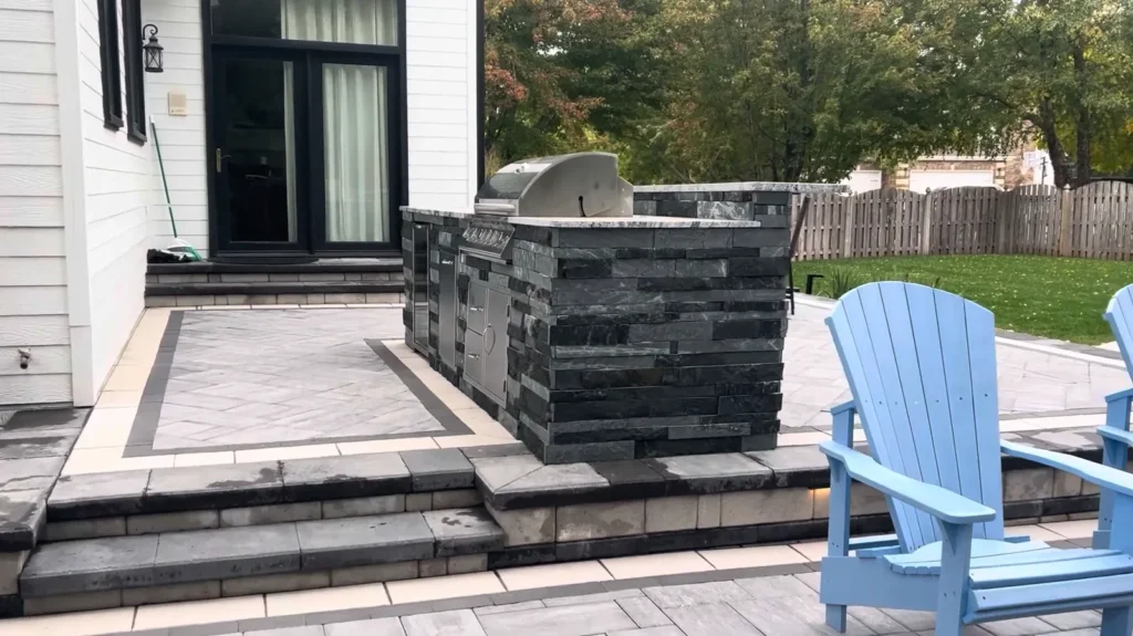 Outdoor Kitchen