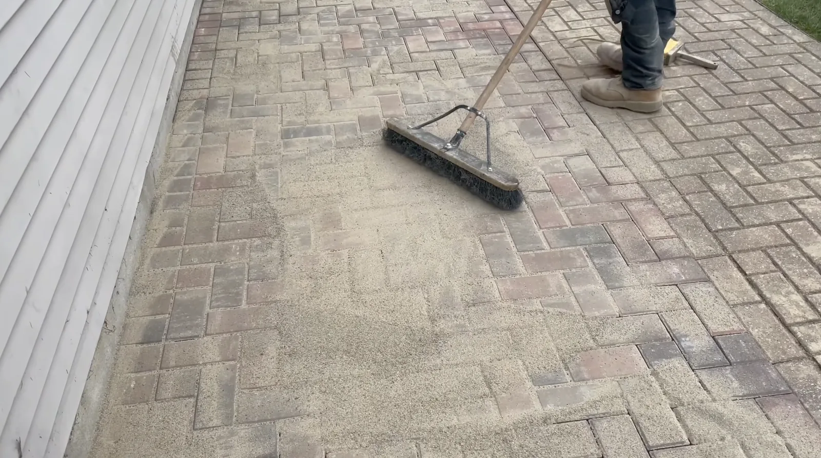 Penetrating vs Wet-Look Sealer